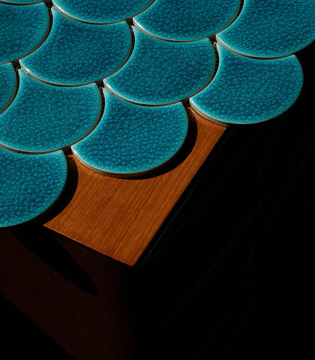 Mozaika fish scale deep blue