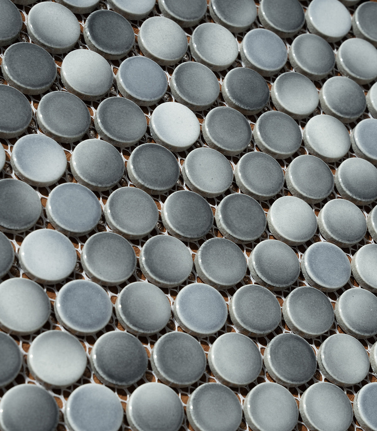 Mozaika penny dots multi grey gloss