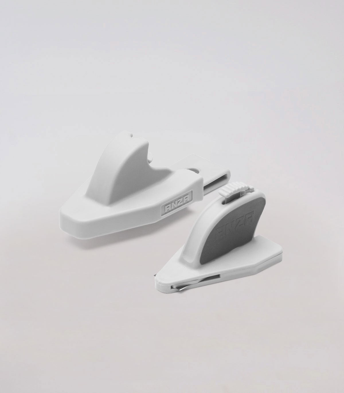 Nóż do tapetowania z kaburą