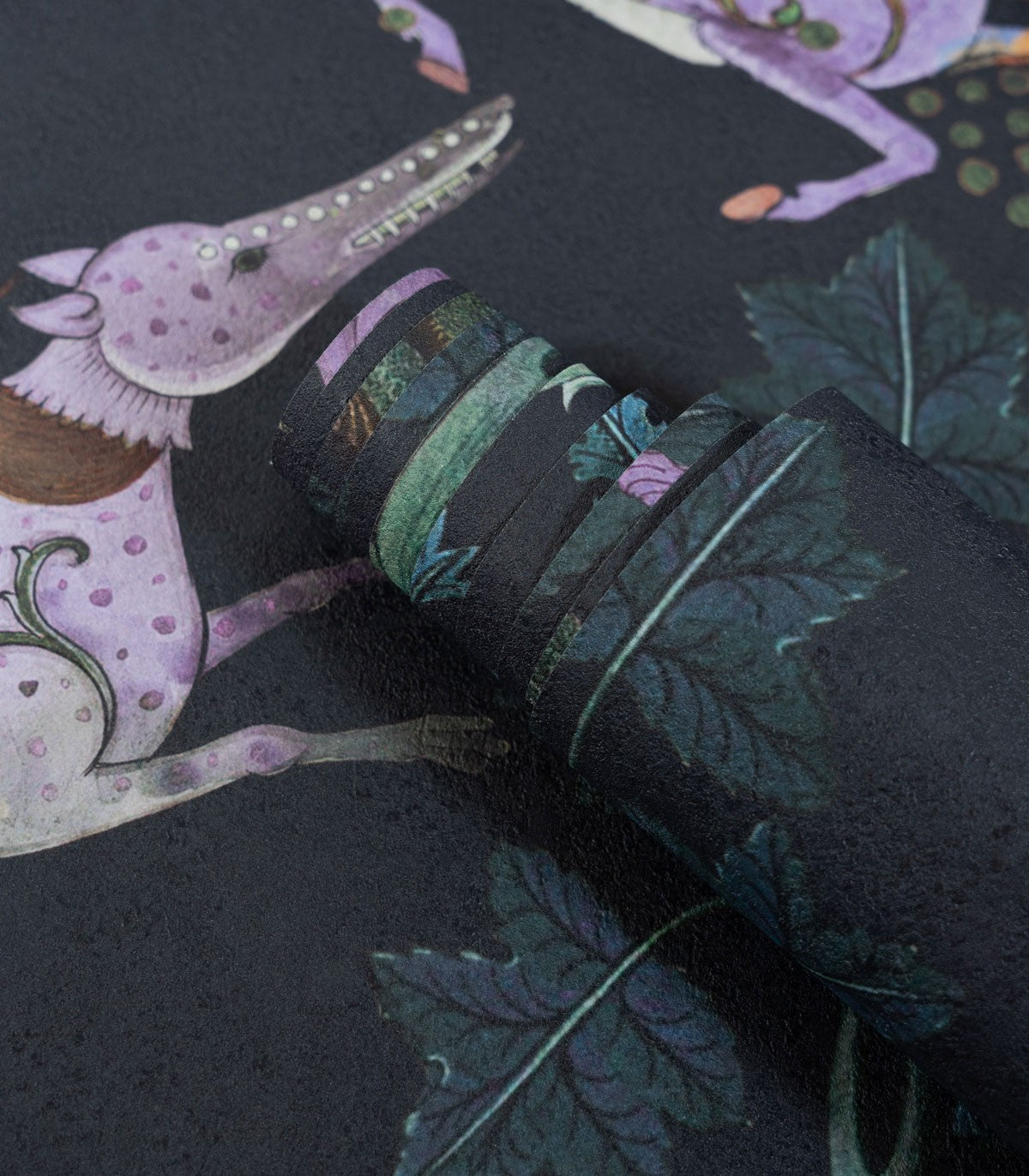 Tapeta Botanic Beast Purple