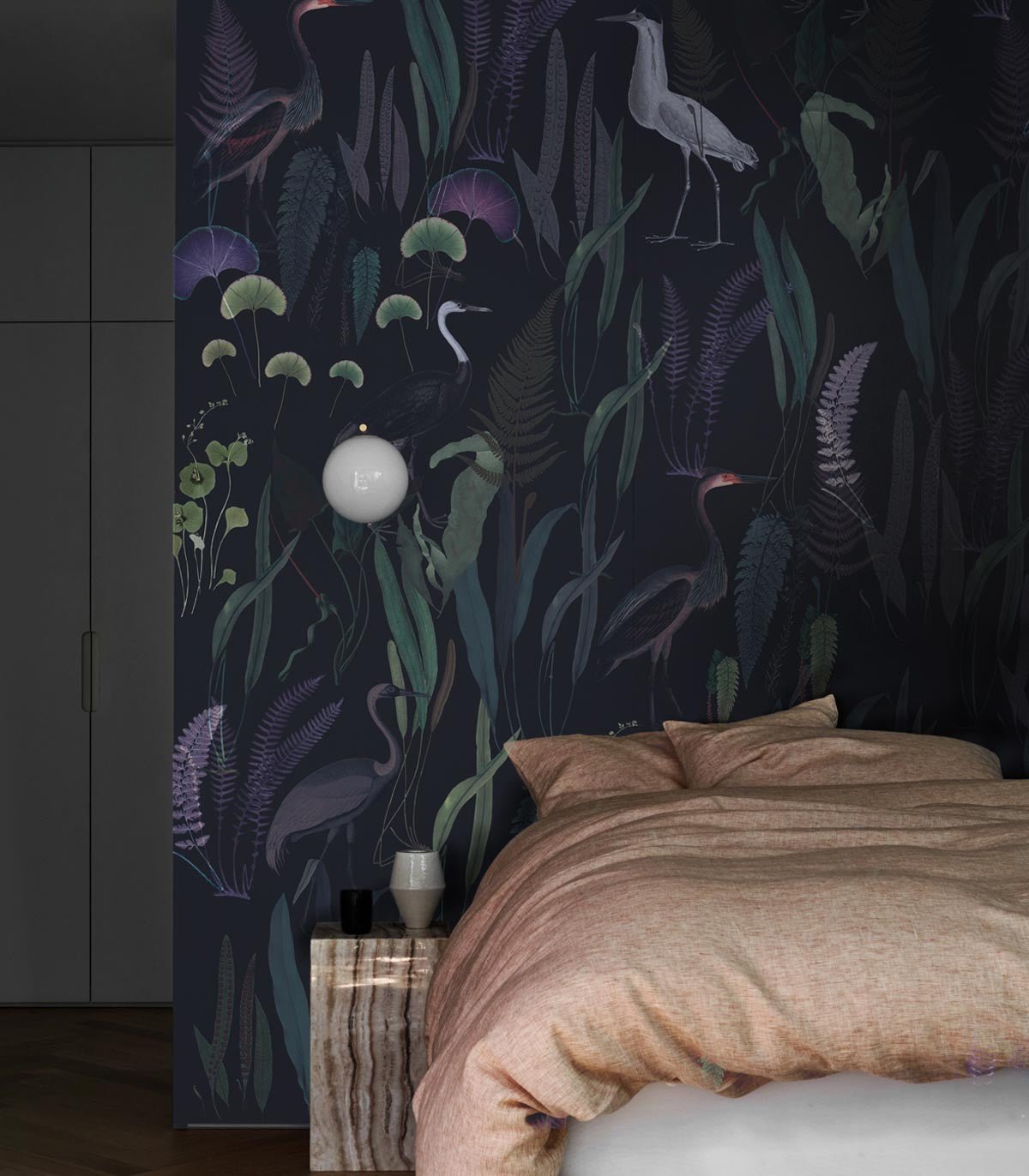 Tapeta Calm Heron Purple - Wallcolors®