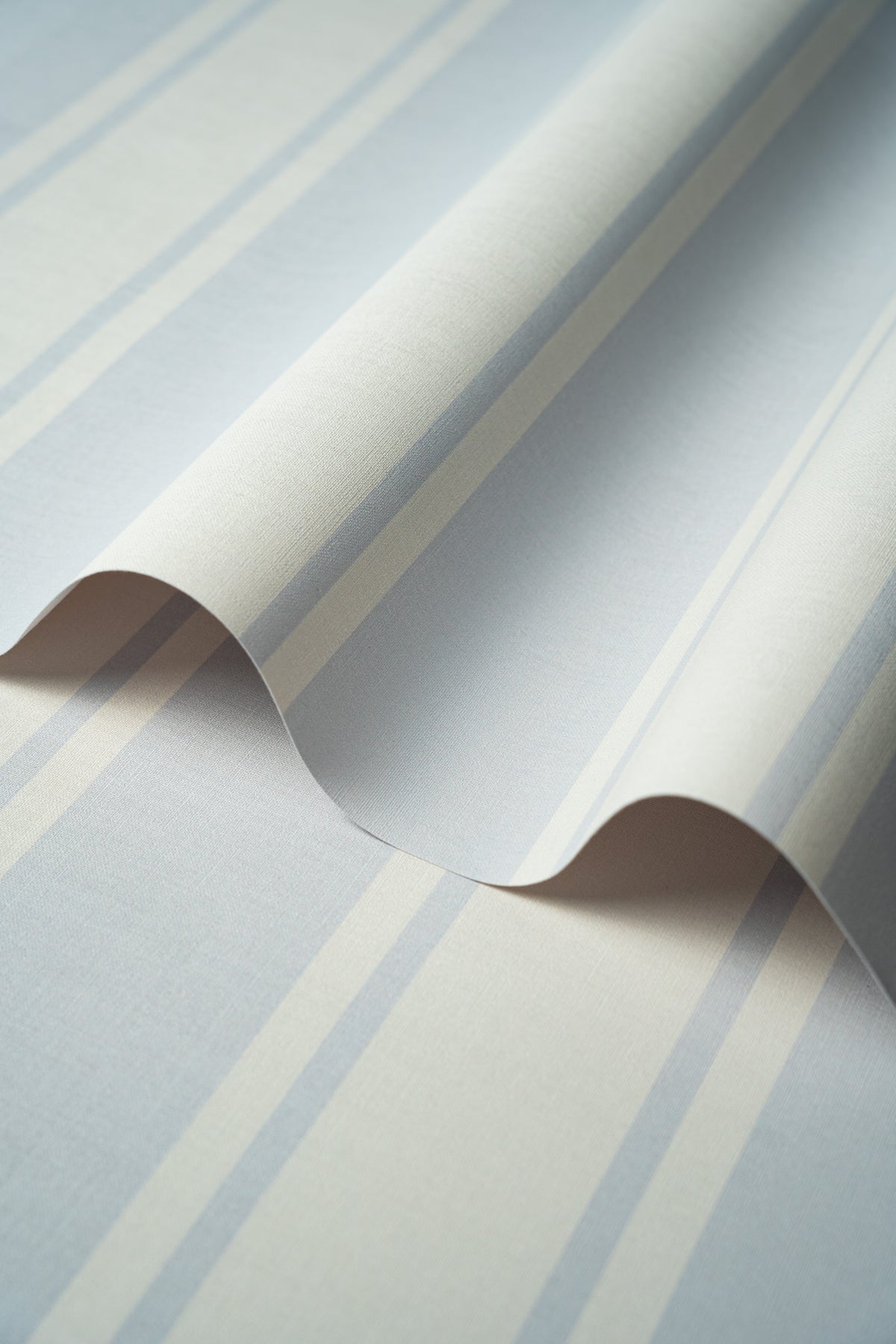 Carta da parati Gentle Stripe Dusty Blue