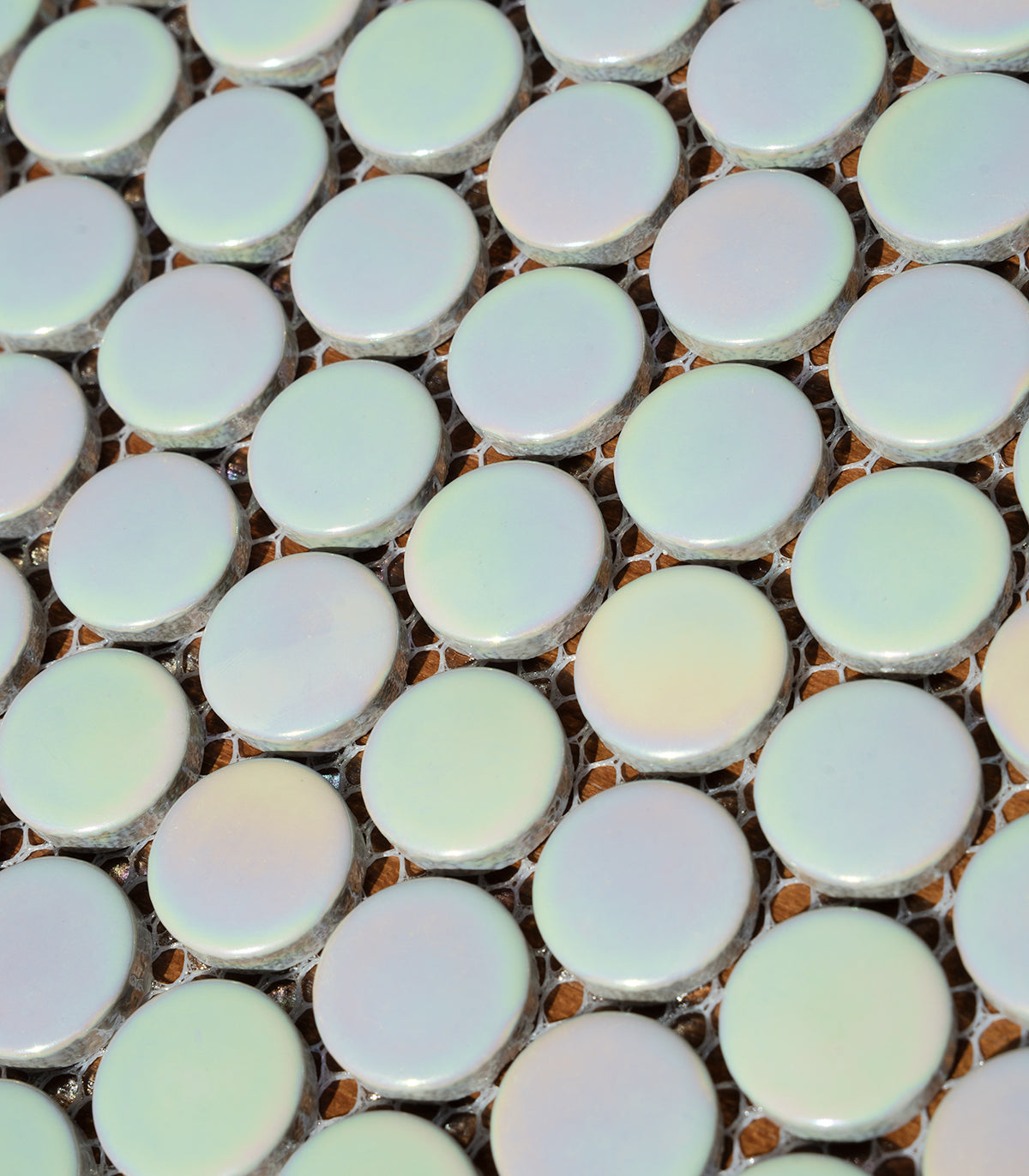 Mozaika penny dots white pearl shine