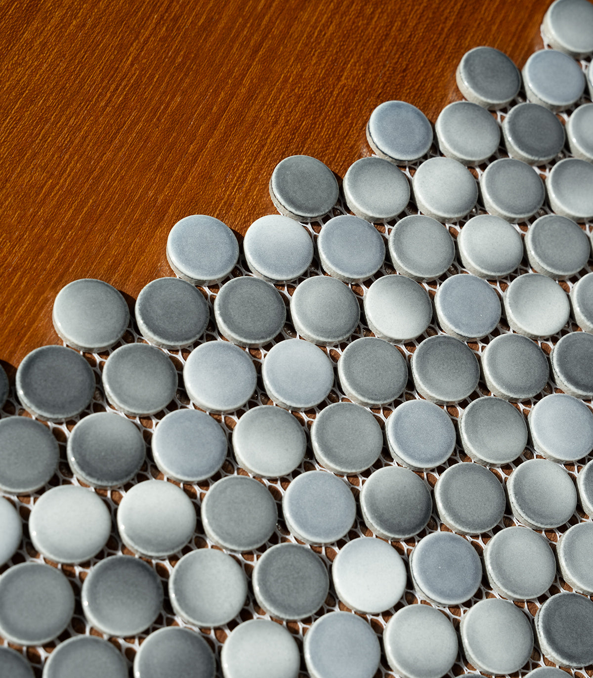 Mozaika penny dots multi grey gloss