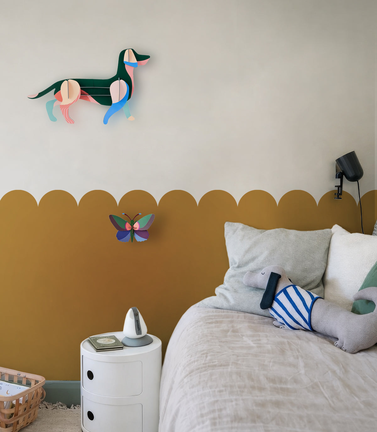 Wainscoting Solid Dark