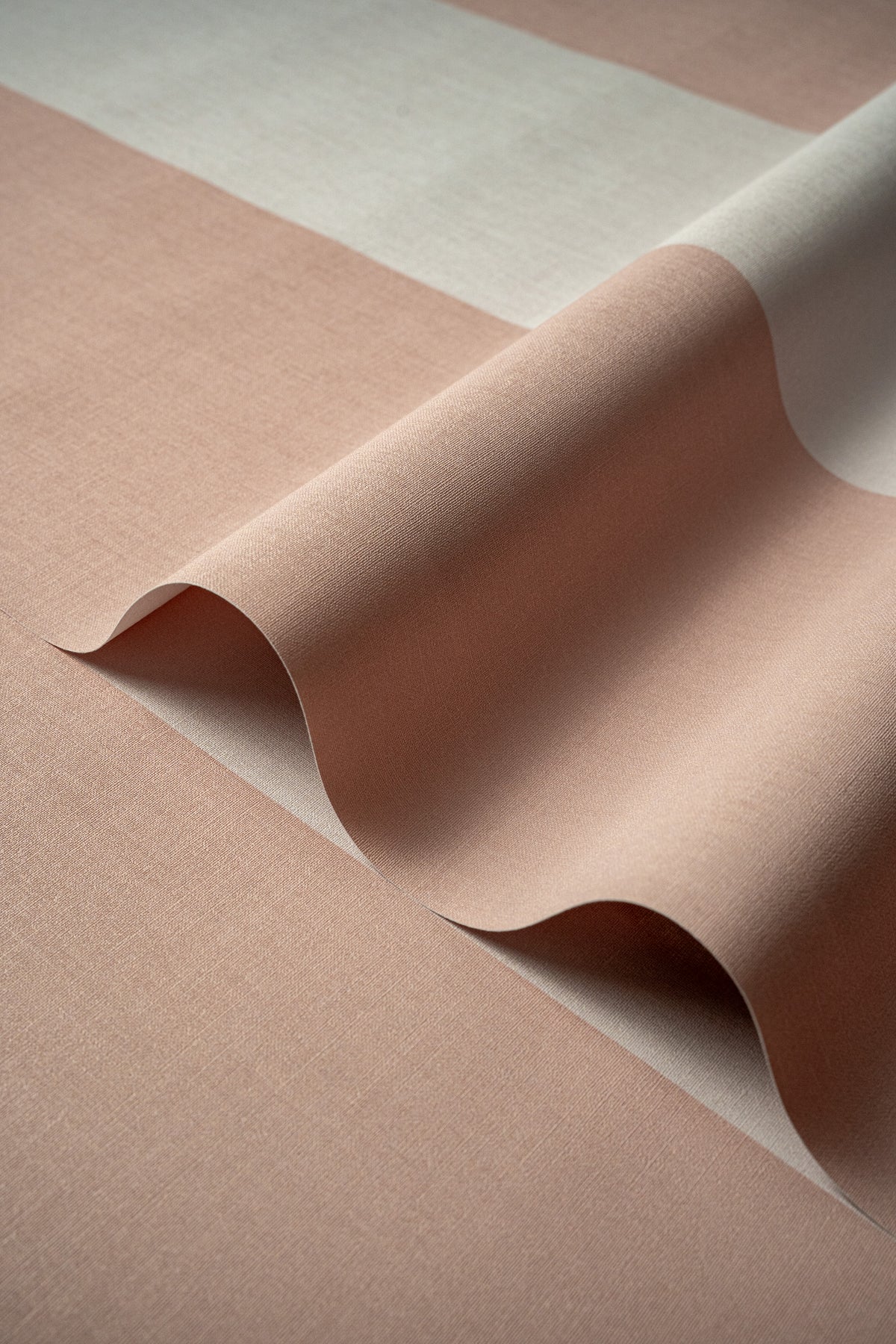 Carta da parati Wide Stripe Play Soft Peach